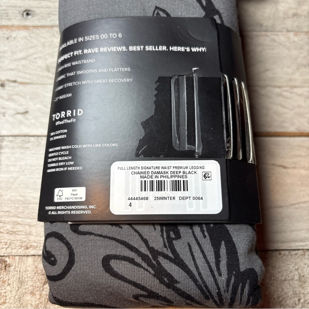 Torrid Full Length Signature Waist Premium Chained Damask Gray Leggings 4X & 3X - Picture 9 of 15